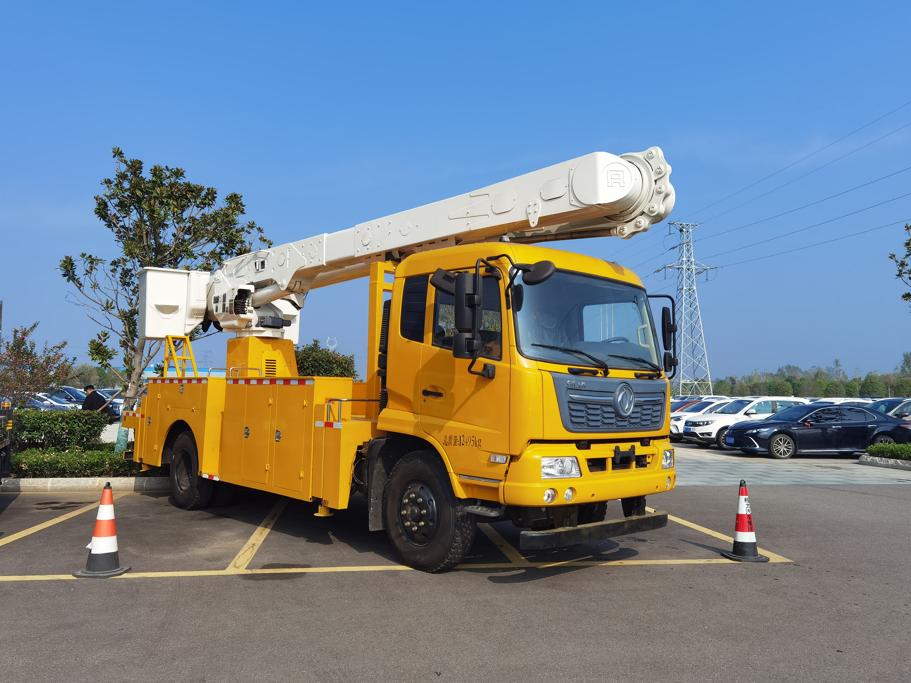 東風天錦20米帶電高空作業(yè)車